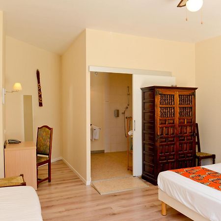 Logis Hostellerie Du Neez Gan Экстерьер фото